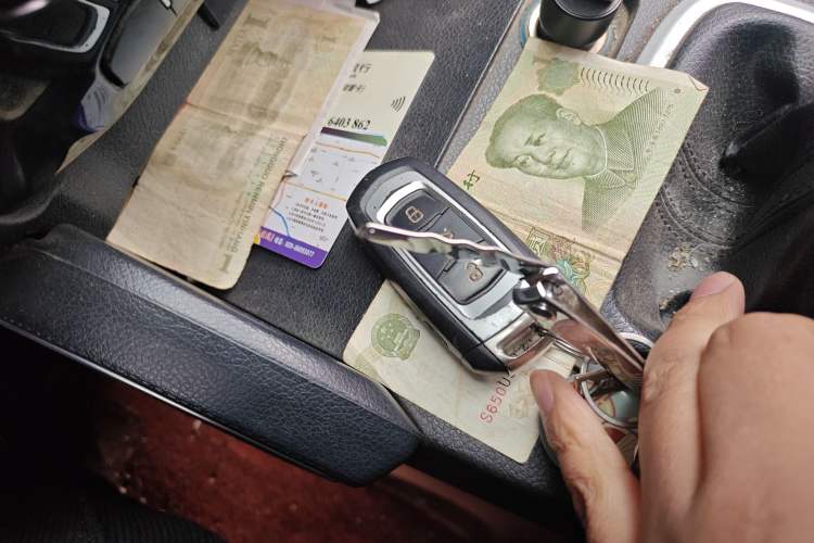 Used Geely Auto Vision X6 2016 1.8L Manual Luxury Model