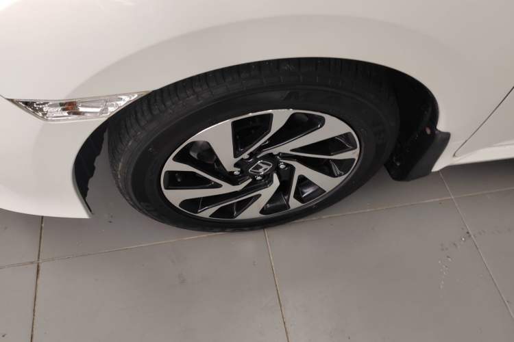 Used Honda Civic 2016 220TURBO CVT Luxury Edition