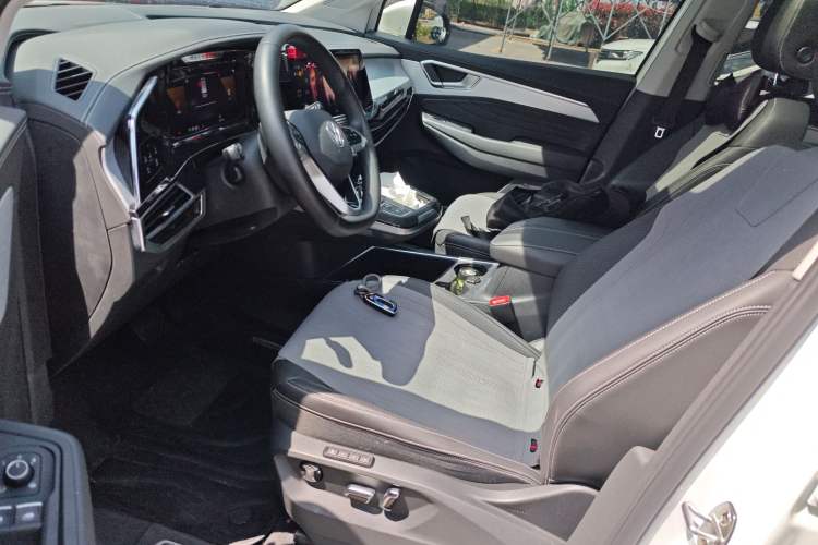 Used Volkswagen Talagon 2023 Facelift 380TSI All-Wheel-Drive Luxury Jiajing Pro 6-Seater Left Front Seat