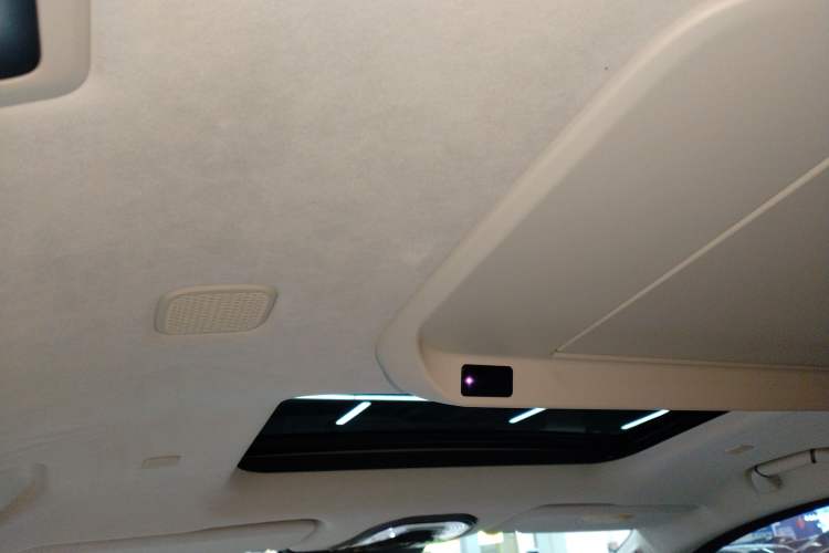 Used Wey Gaoshan 2025 Four-Wheel Drive Alpine 8
