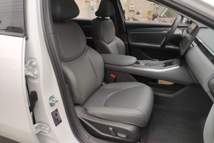 Used XPeng MONA M03 2025 515 Long-Range Plus Right Front Seat