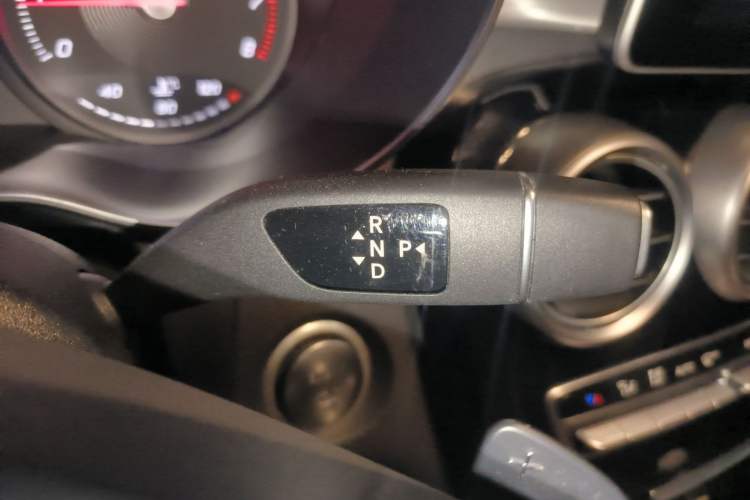 Used Mercedes-Benz GLC 2019 GLC 200 L 4MATIC Gear Lever