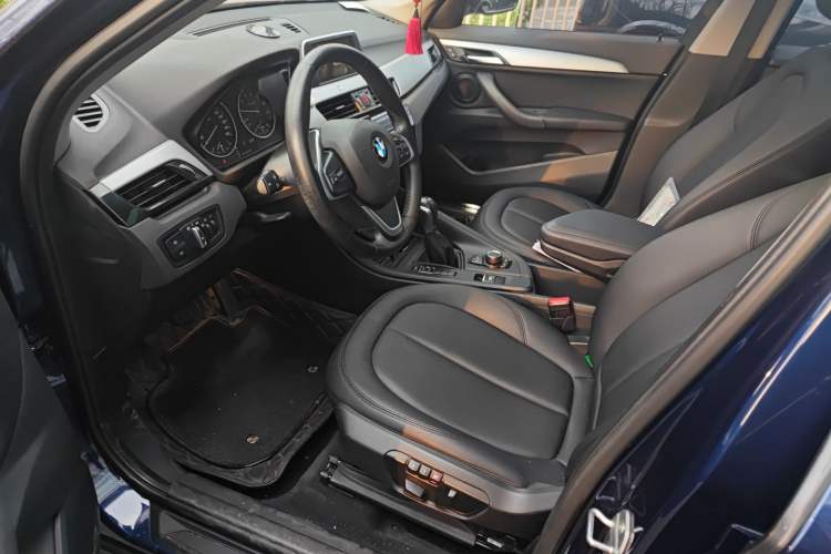 Used BMW X1 2016 sDrive18Li Fashion Model Left Front Seat