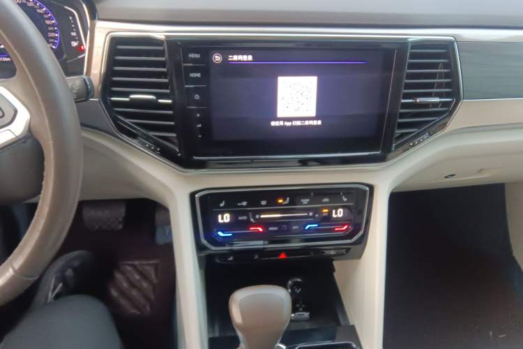 Used Volkswagen Viloran 2020 380TSI Prestige Edition
