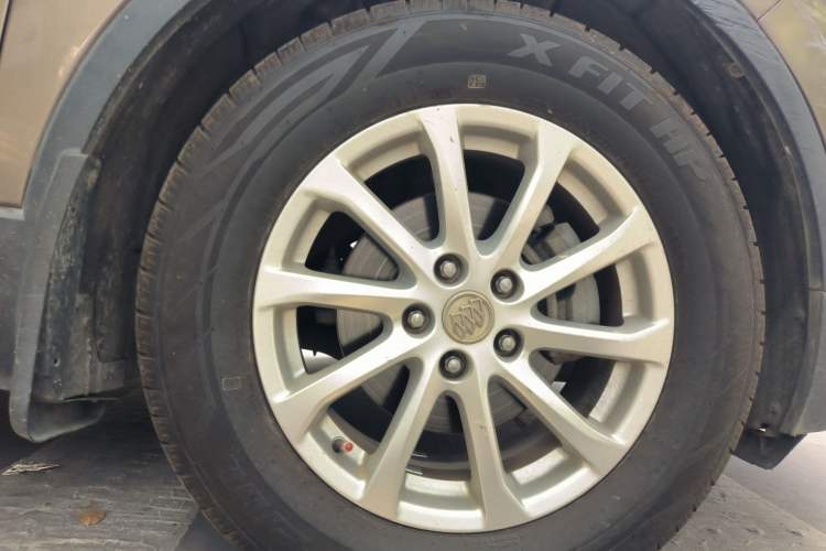 Used Buick Envision 2015 20T Two-Wheel-Drive Elite Model
