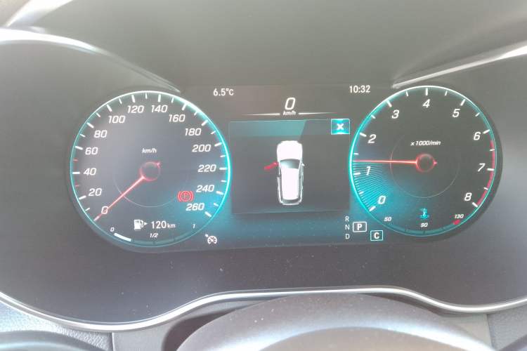 Used Mercedes-Benz GLC 2021 GLC 260 L 4MATIC Luxury Model Instrument Cluster