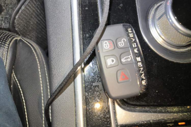 Used Jaguar XE 2015 2.0T 240 PS R-Sport