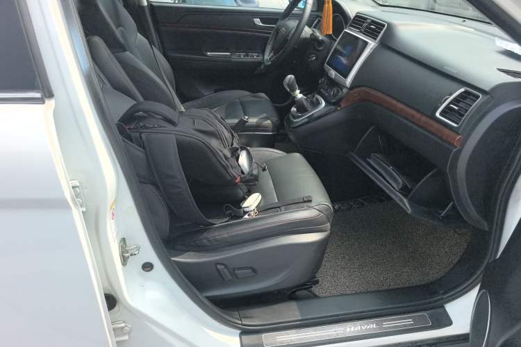 Used Haval H6 2014 Sport Version 1.5T Manual Two-Wheel Drive Elite Edition Right Front Seat