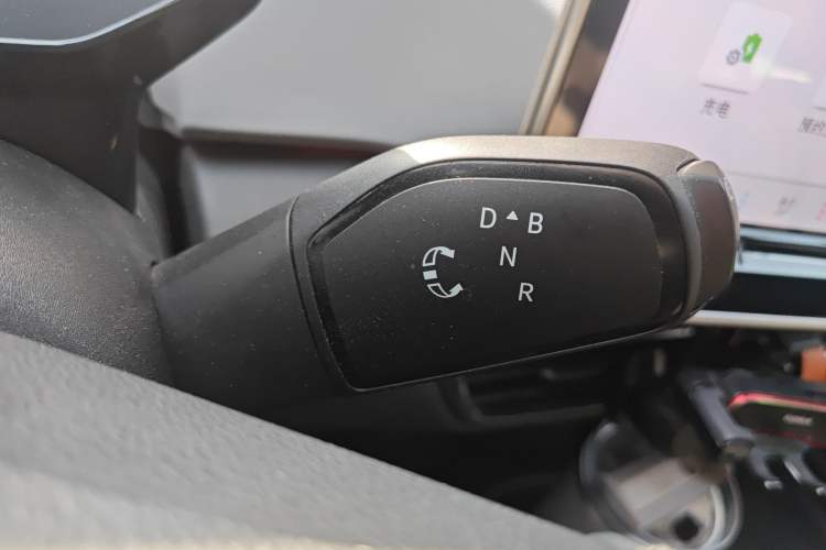 Used Volkswagen ID.3 2025 Smart Edition Ultra-Intelligent Version Gear Lever