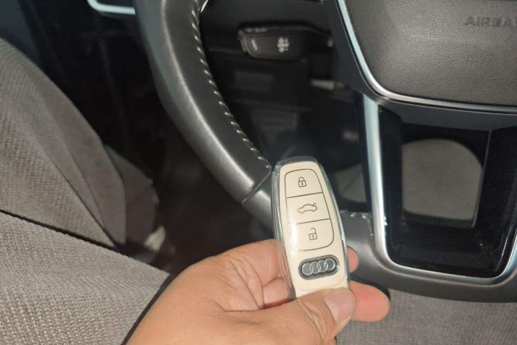 Used Audi A6L New Energy 2020 55 TFSI e quattro Vehicle Key