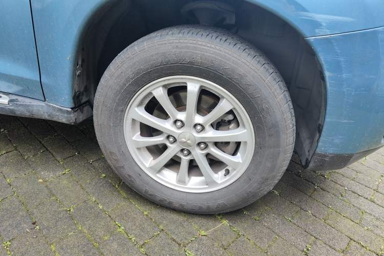 Used Mitsubishi ASX 2013 2.0L CVT Two-Wheel Drive Elite Edition
