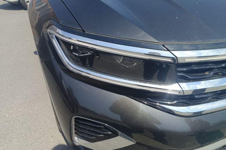 Used Volkswagen Talagon 2021 530TSI Four-Wheel Drive Flagship Shengjing Edition Pro Right Front Headlight