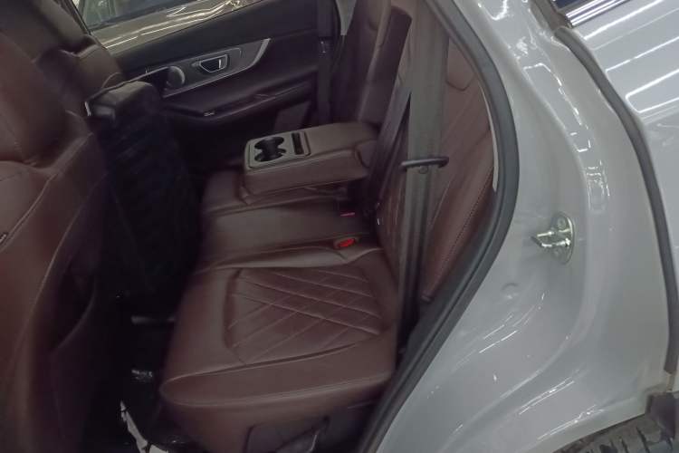 Used Chery Tiggo 8 PRO 2022 290T Two-Wheel Drive Haohan Edition 5 Seats Left Rear Seat