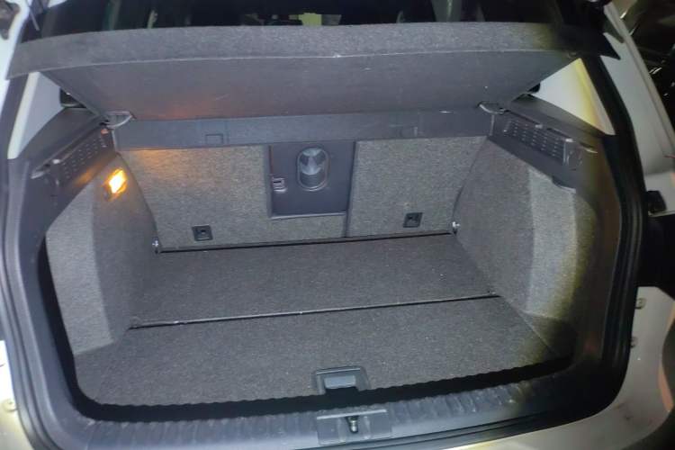 Used Volkswagen Tiguan 2015 1.8TSI Automatic Two-Wheel Drive Luxury Model
