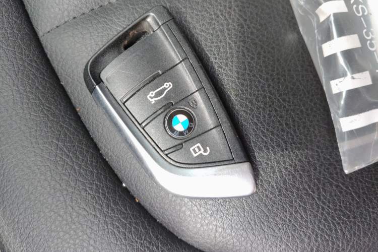 Used BMW X1 2016 sDrive18Li Premium Edition
