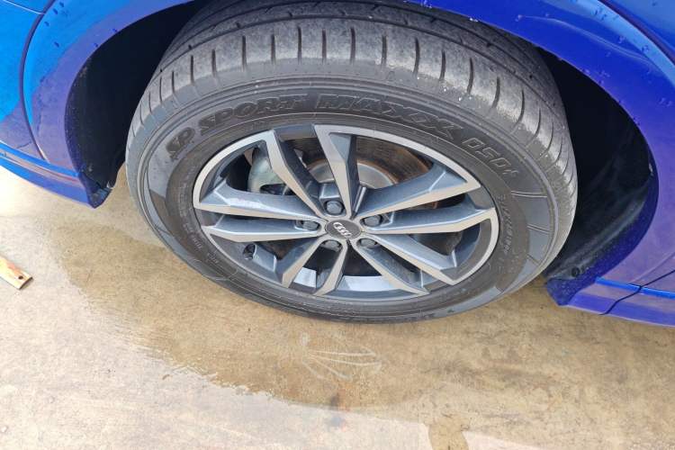 Used Audi Q3 2020 35 TFSI Ambition Dynamic Edition Left Front Wheel Hub