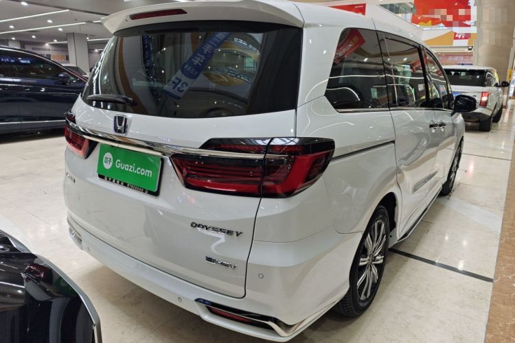 Used Honda Odyssey 2024 2.0L eHEV Sharp·Leading Edition Rear Right 45 Deg