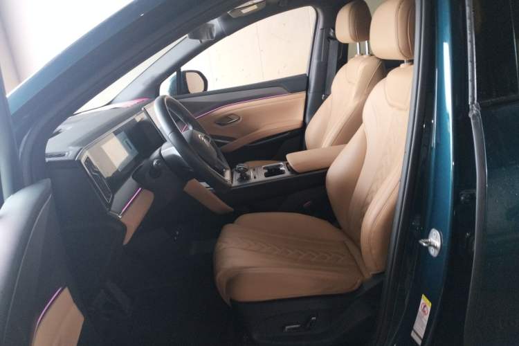 Used BYD Song L DM-i 2024 112 km Beyond Edition