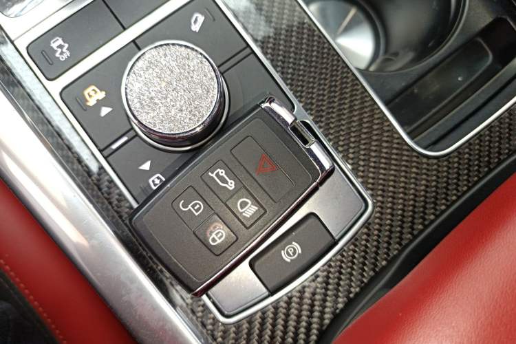 Used Land Rover Range Rover Sport 2021 3.0 L6 YAO Black Edition