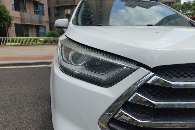 Used JAC Group Refine S3 2016 1.5L CVT Luxury Model
