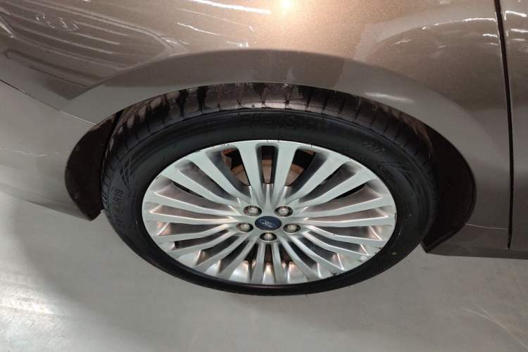 Used Ford Taurus 2015 EcoBoost 245 Ultimate Model
