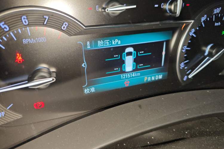 Used Buick GL8 2018 ES 28T Comfort Model China VI Standard Odometer Close Up