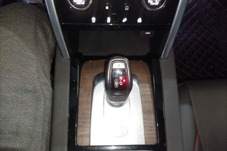 Used Land Rover Discovery Sport 2022 249 PS R-Dynamic S Performance Edition 5 Seats