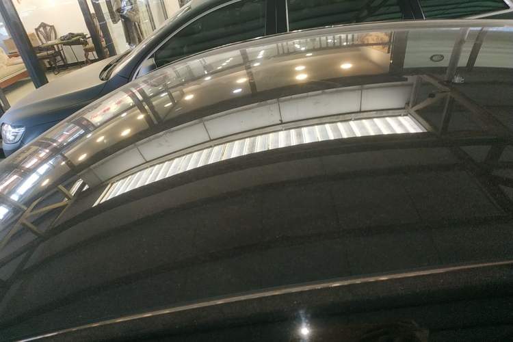 Used Tesla Model Y 2022 Long-Range All-Wheel-Drive Version
