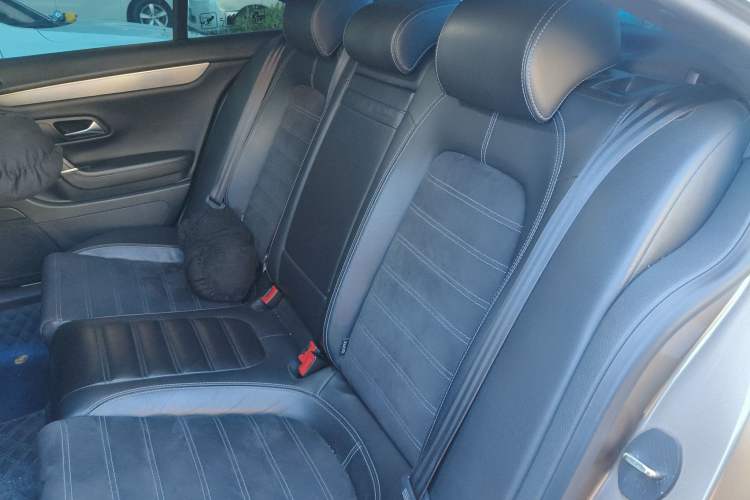 Used Volkswagen FAW-Volkswagen CC 2013 2.0 TSI Luxury Model Left Rear Seat