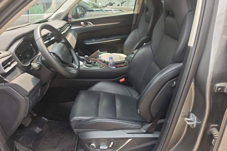 Used Lynk & Co 01 2021 2.0TD Two-Wheel-Drive Pro Trim Left Front Seat