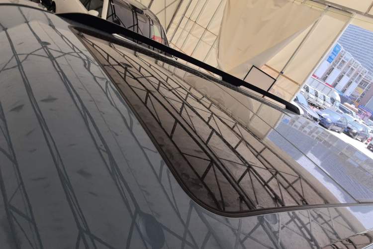 Used Formula Leopard 5 2023 Explore Edition Roof