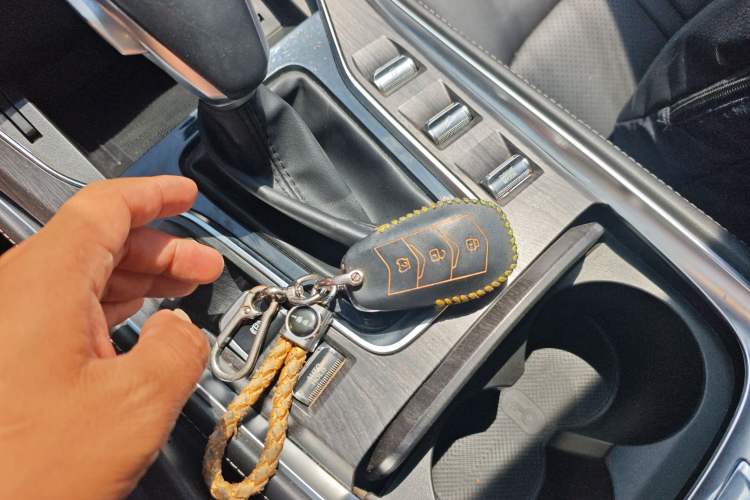 Used Dongfeng Fengon 580 2022 1.5T Automatic Enjoyment Model Vehicle Key