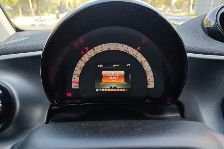 Used smart fortwo 2015 1.0L 52 kW Hardtop Passion Edition
