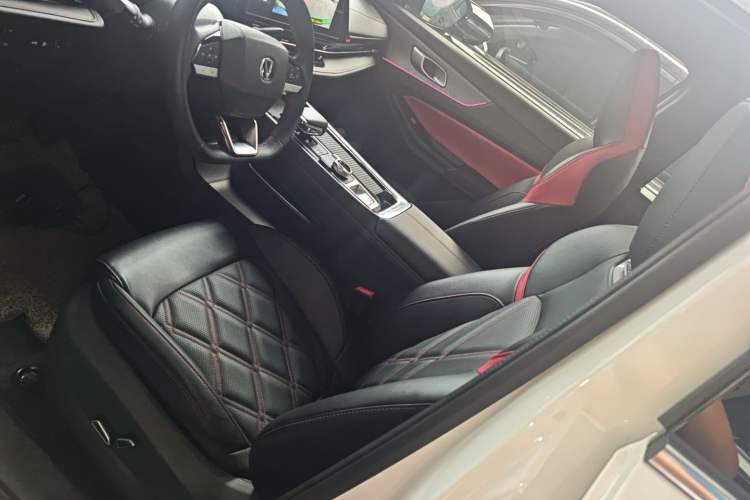 Used CHANGAN CS55PLUS 2024 3rd Generation 1.5T DCT Prestige Model
