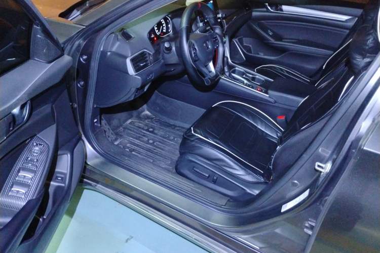Used Honda Accord 2018 260TURBO Luxury Edition China VI Driver Seat