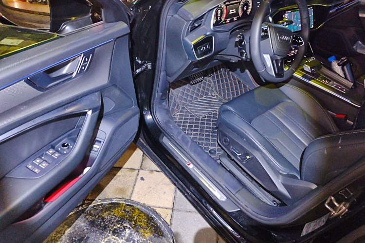 Used Audi A6L 2025 40 TFSI Luxury Dynamic Edition