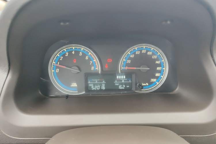 Used Baojun 730 2014 1.5L manual Comfort ESP version 7 seats