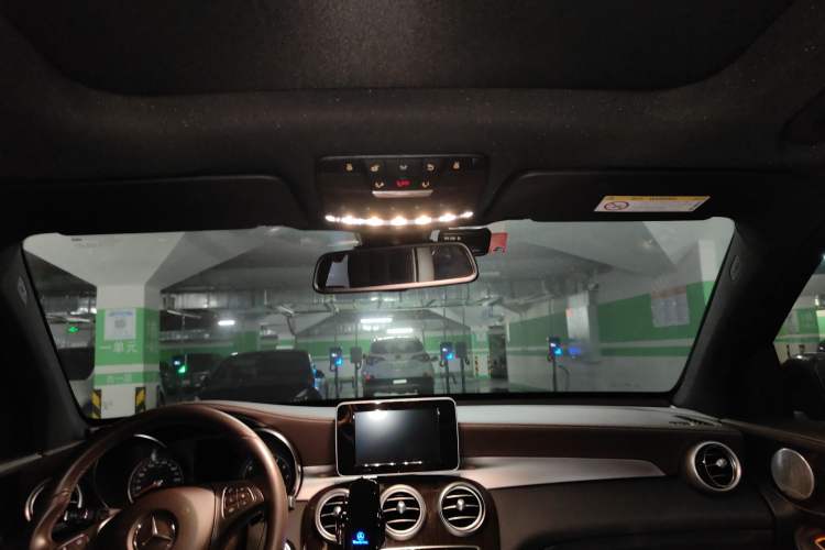 Used Mercedes-Benz GLC 2019 GLC 260 L 4MATIC Dynamic Model