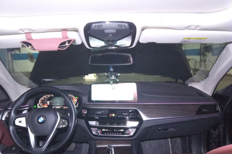 Used BMW 5 Series 2023 530Li Leading Edition Luxury Package Center Console