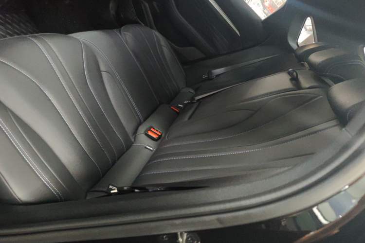 Used Geely Auto Preface 2025 Dongfang Yao 1.5TD Kunlun Edition Left Rear Seat