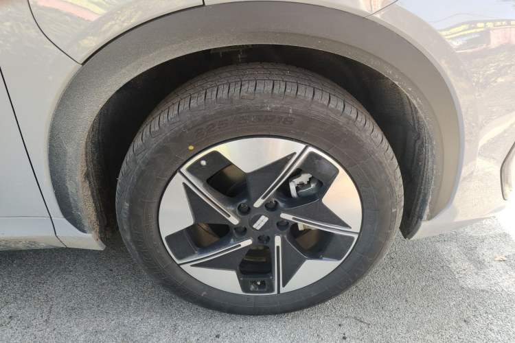 Used Geely Galaxy E5 2024 440km Launch Edition