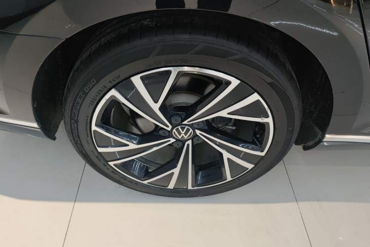 Used Volkswagen Magotan 2020 330TSI DSG Luxury Edition
