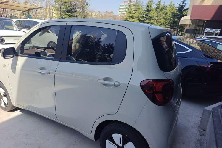 Used Wuling Hongguang MINIEV 2025 Four-Door Version Advanced Edition Rear Left 45 Deg