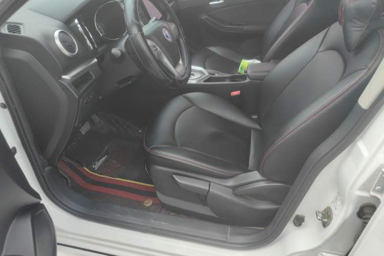 Used Venucia T70 2015 2.0L CVT Smart Choice Edition Left Front Seat