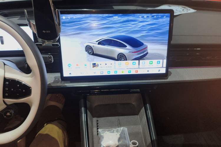 Used Dongfeng eπ eπ007 2024 530 Pro Version
