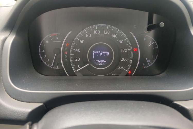 Used Honda CR-V 2012 2.4L four-wheel drive luxury version Odometer Close Up