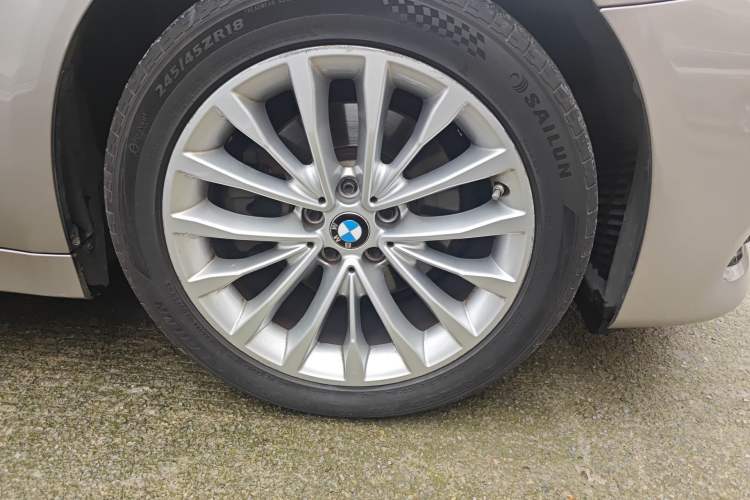 Used BMW 5 Series 2020 525Li Luxury Package
