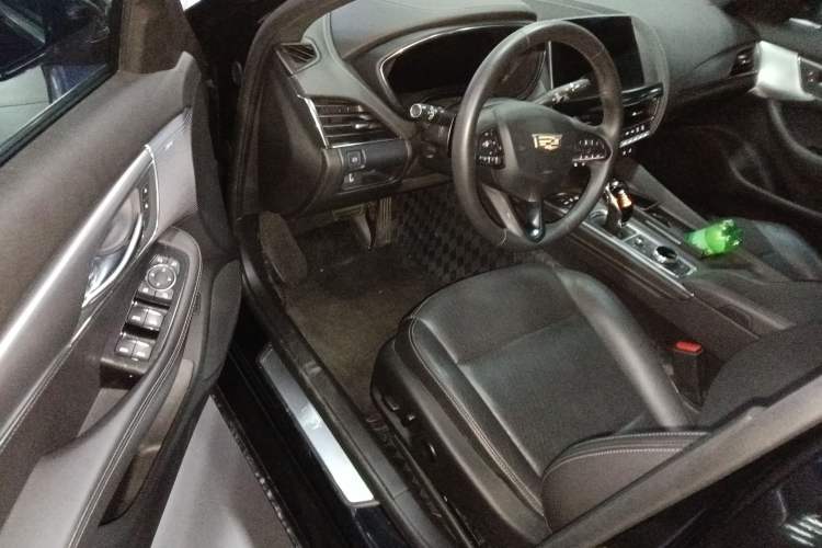 Used Cadillac CT5 2023 28T Luxury Edition (Standard Version) Driver Seat