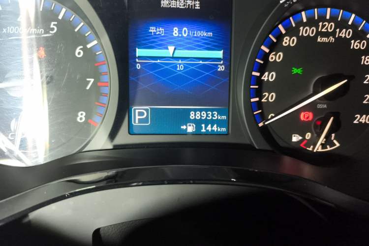 Used Venucia D60 2019 1.6L XL CVT Smart Connect Elite Edition