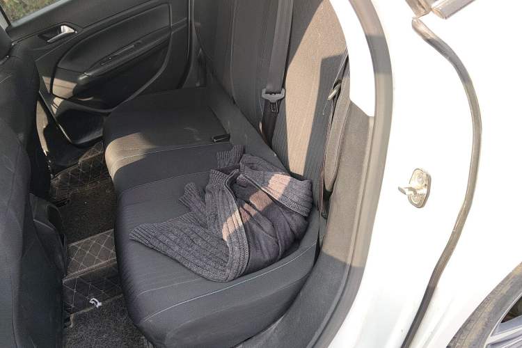 Used Peugeot 308 2016 1.6L Manual Fashion Edition